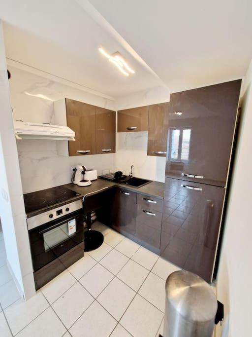 Agreable Appartement T2 Centre Ville 瓦朗斯 外观 照片