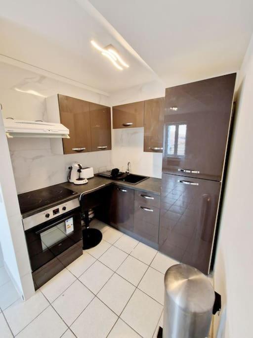 Agreable Appartement T2 Centre Ville 瓦朗斯 外观 照片