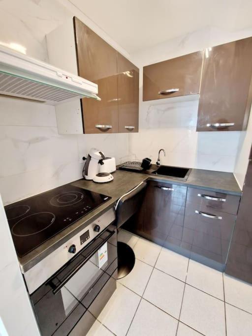 Agreable Appartement T2 Centre Ville 瓦朗斯 外观 照片