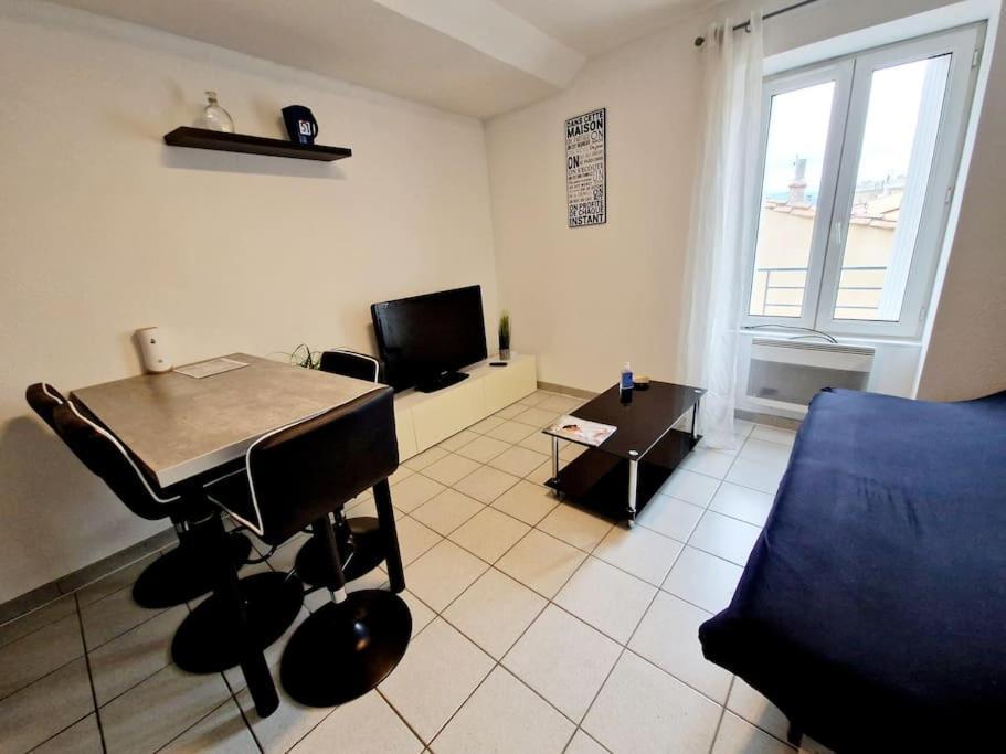 Agreable Appartement T2 Centre Ville 瓦朗斯 外观 照片